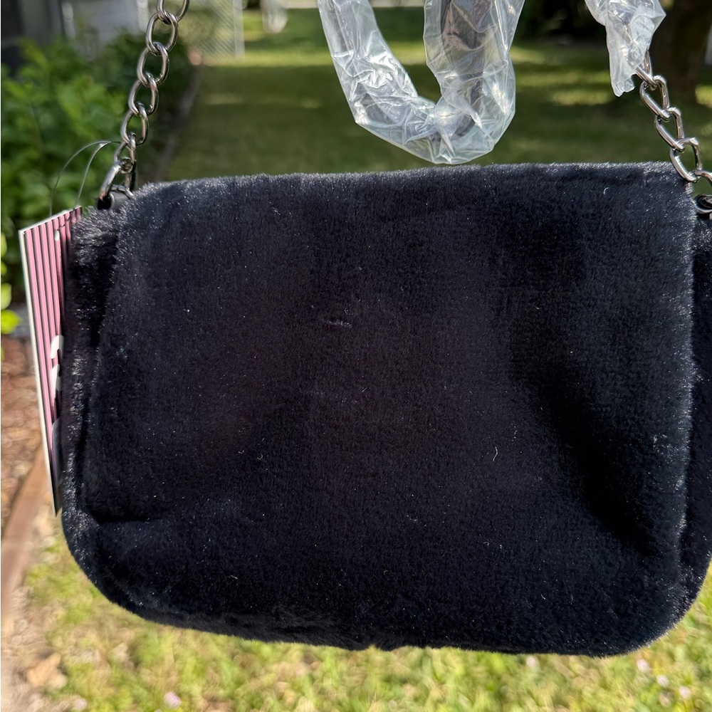 GILDA PARIS Noir Faux Fur Crossbody Bag In Black - Picture 7 of 16